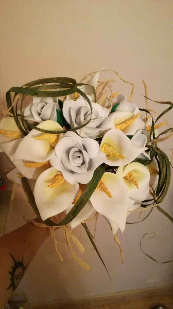 Me han regalado el ramo de la boda me lo han hecho de goms eva - 1