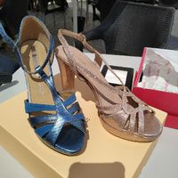 Tenéis dos zapatos?? - 1