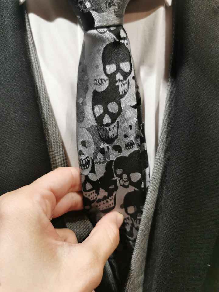 Corbata lisa o estampada, ¿cómo será la tuya? 👔 - 1