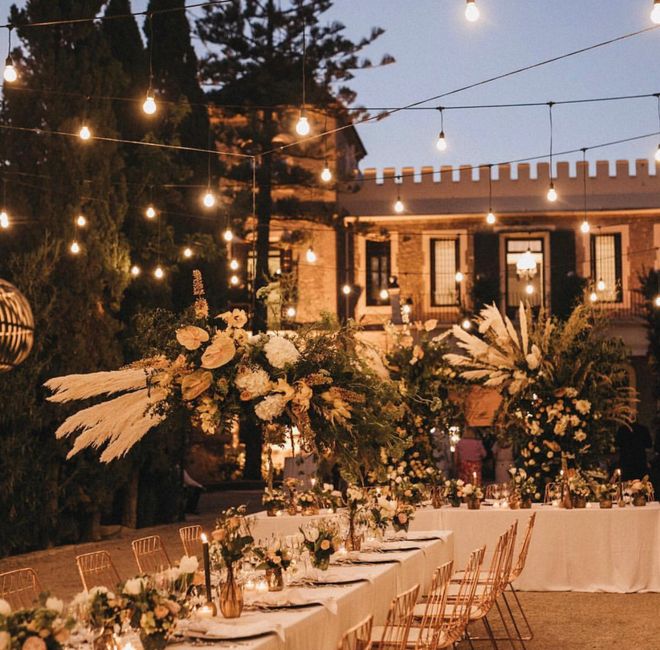 Carpas tipis para bodas al aire libre e iluminación. - 5