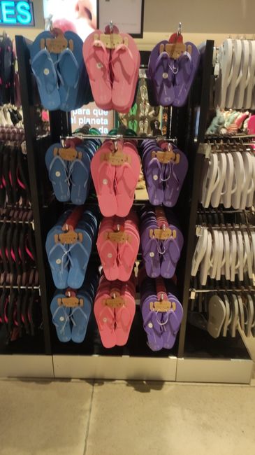 Chanclas de Primark 1.30€ 4