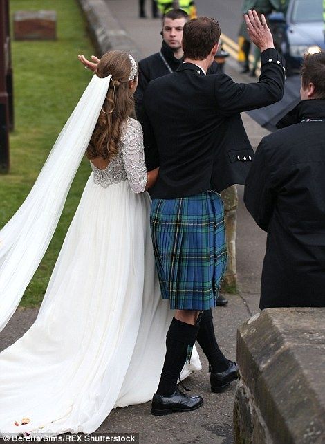 Que os parece el vestido de la mujer de andy murray??? - 2