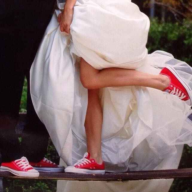 Converse Boda