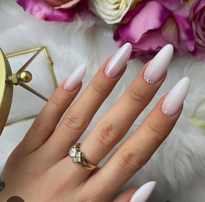 ¿Manicura de un color o varios 💅 3