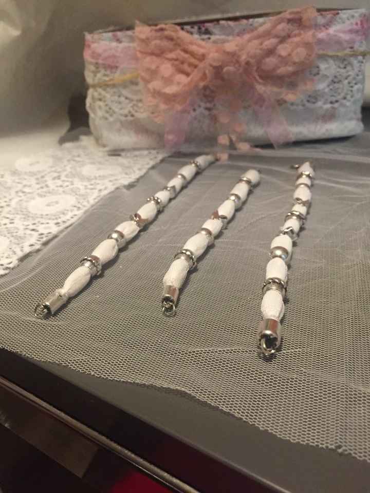 Pulseras con tela de mi vestido - 1