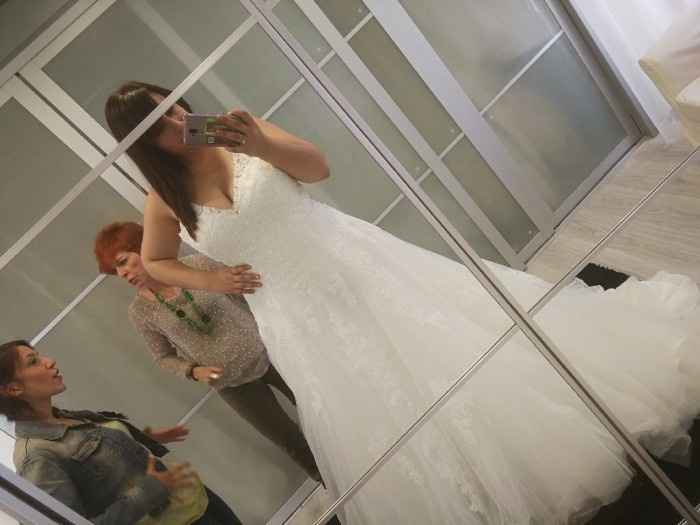 Vestidito por delante