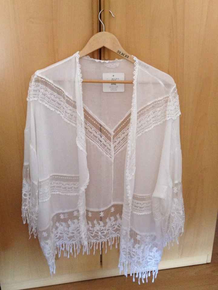 Busco kimono corto blanco raso,saten.... - 1