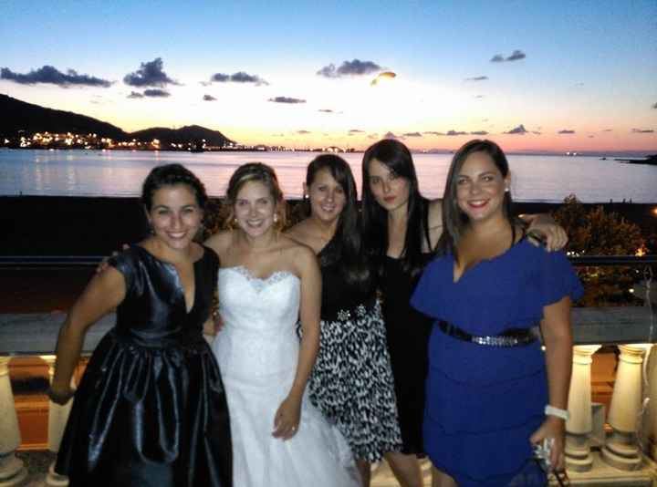 fotaza con amigas con atardecer