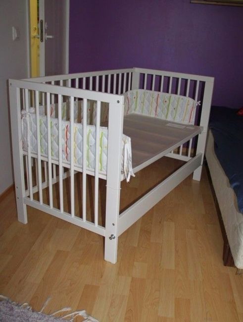 co-sleeper crib