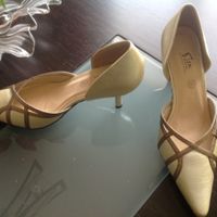 Zapato novia en blanco roto