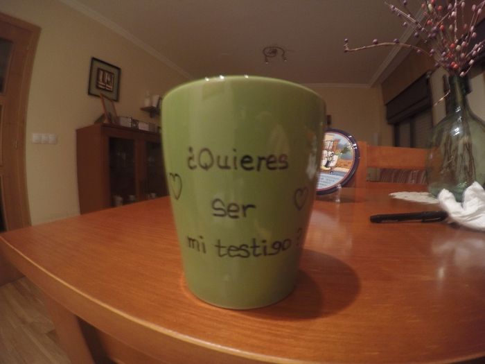 Taza para testigo