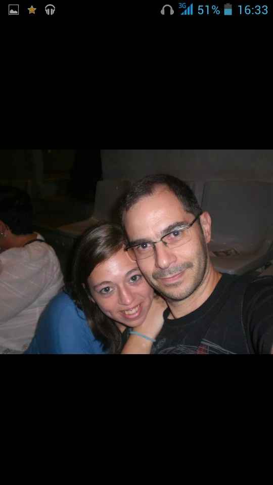 Estar con un chico mayor. - 1