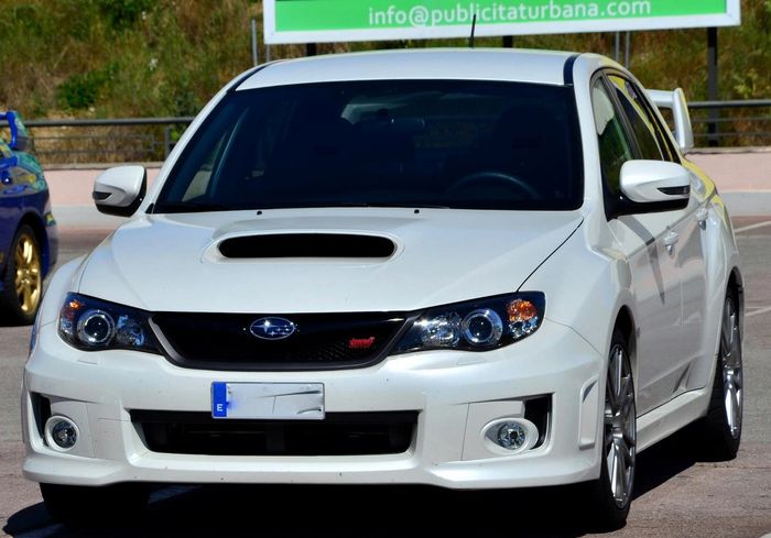 Subaru STI