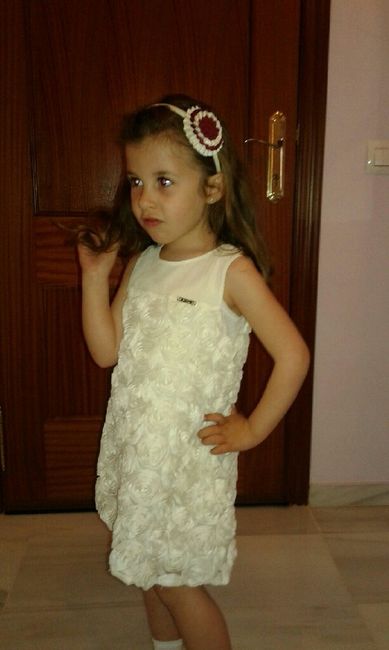 Tipos de vestidos de niñas en las bodas - 2