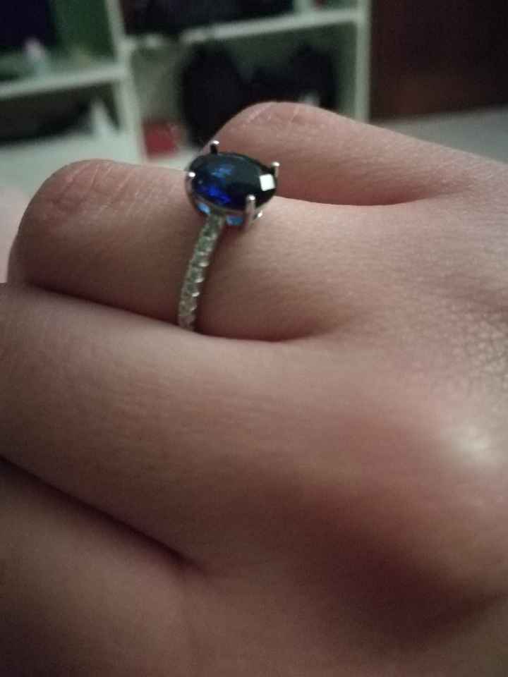 Mi anillo de pedida y algo azul - 1