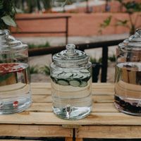 Aguas de sabores naturales - Pepino, frambuesa y moras