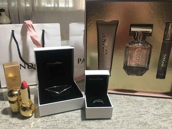 Regalo de las amigas👰🏼❤️ - 1