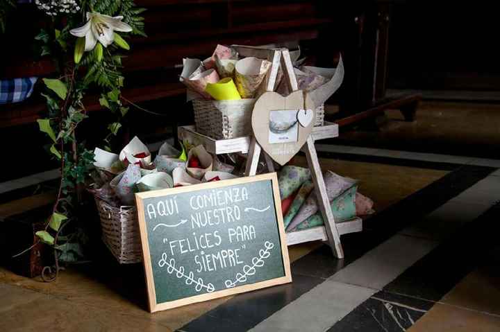 Papelillos en vez de arroz - 1