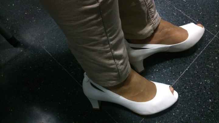 Sos sin zapatos a 10 días de la prueba del vestido  - 1