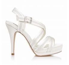 2.- sandalia semi transparente