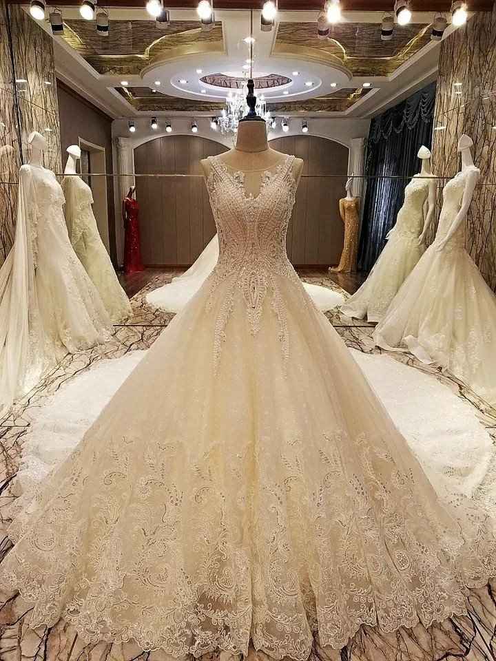 He visto un vestido de novia impresionante!! - 1