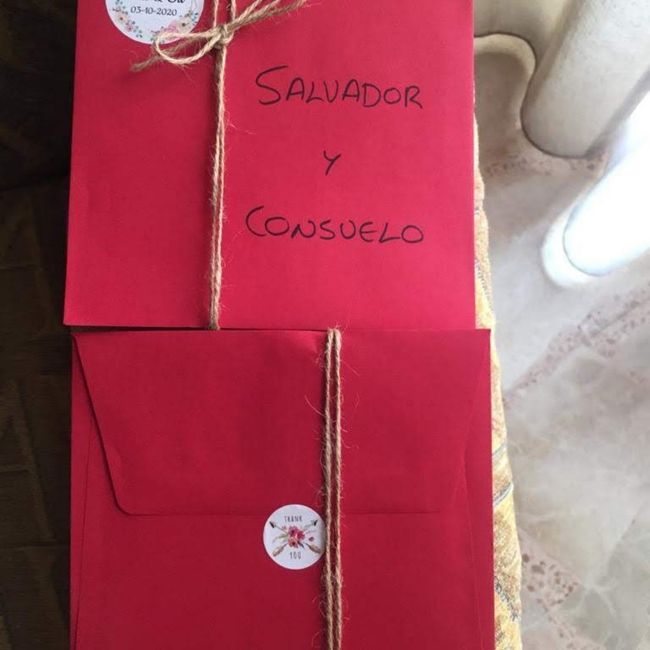 Han llegado mis invitaciones de bodaaaa y el libro de firmas!!! Qué os parecen?? 4