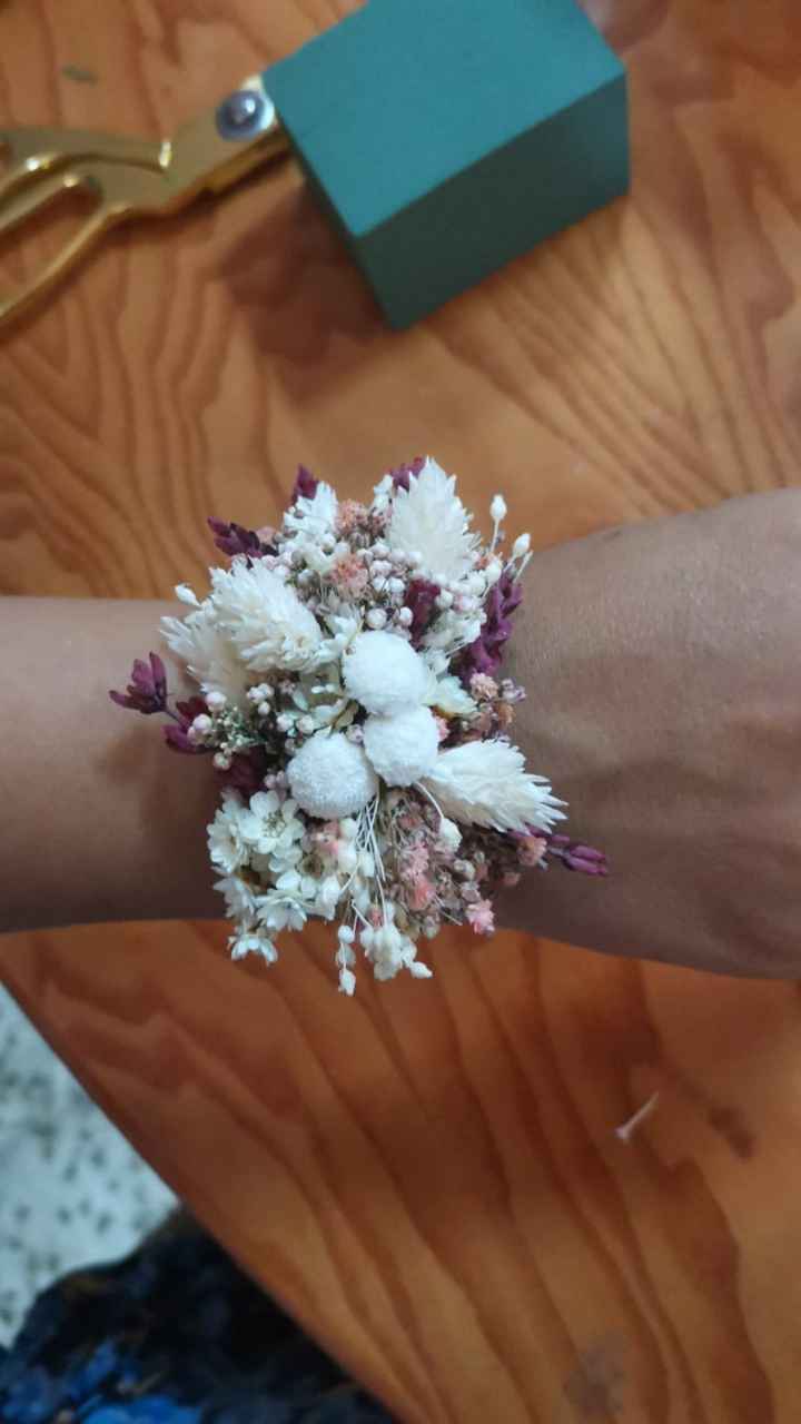 Pulseras de flores - 1