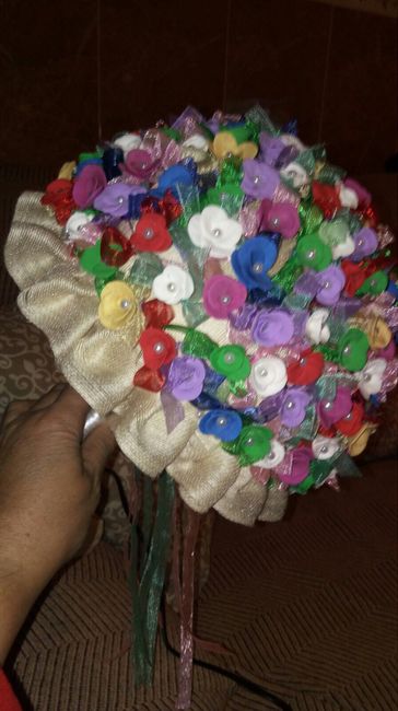  Bouquet para alfileres terminando! - 2