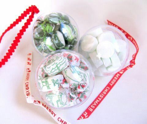 Bolas de navidad como detalle. - 2