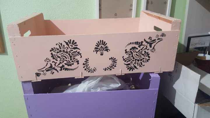 Primera caja de fruta decorada - 1