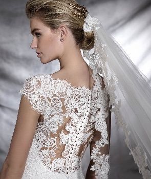 Velos de novia amantillados 9