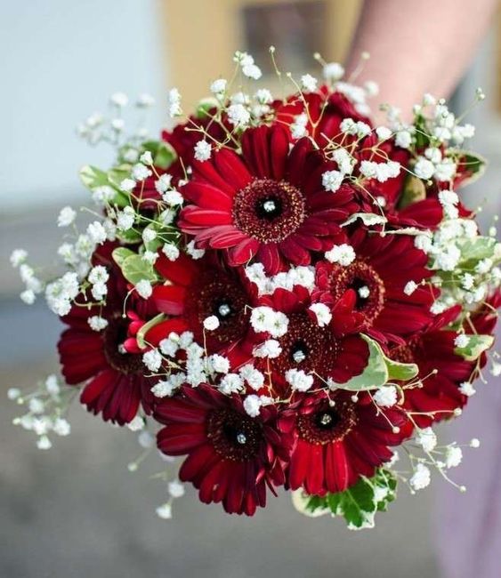 Ramos de novia en tonos rojos 18