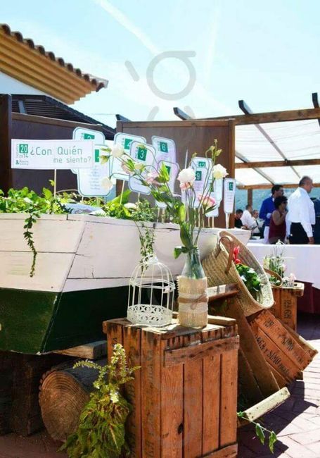 Ideas para decorar con cajas de fruta 19