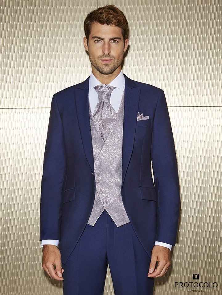 traje 8