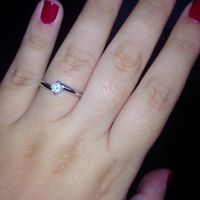 Pongamos todas nuestro anillo de compromiso - 1