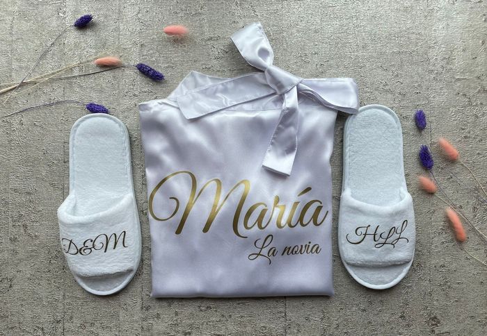 Busco zapatillas de estar por casa personalizadas 1