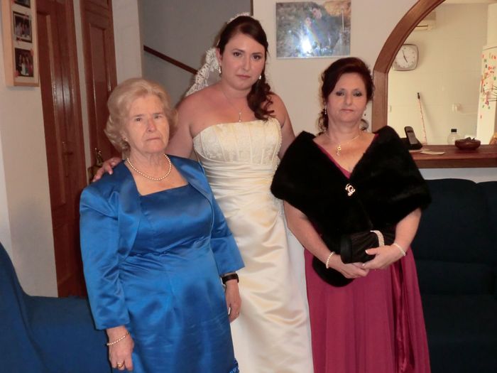 con mi madre y mi abu