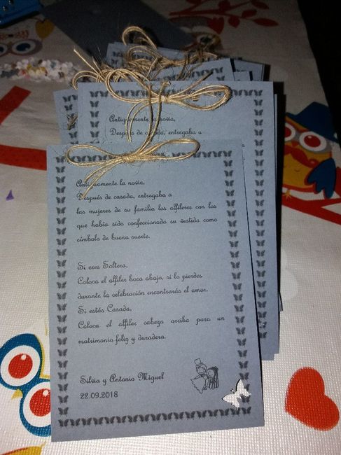  Tarjeta de alfileres - 1