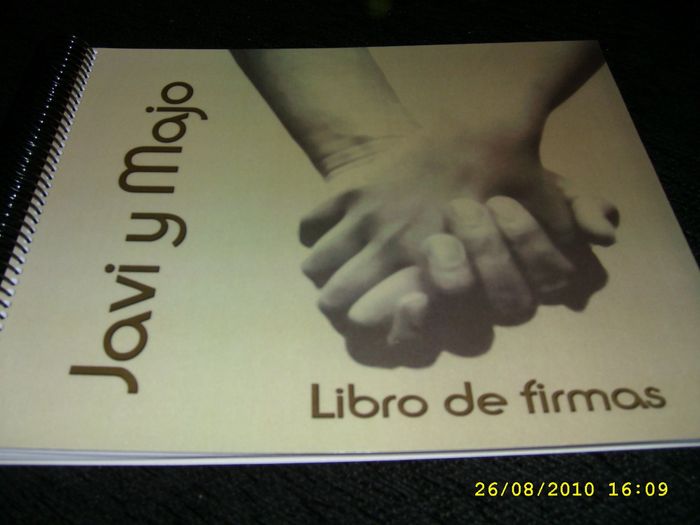 Mi Libro de Firmas ( por delante)
