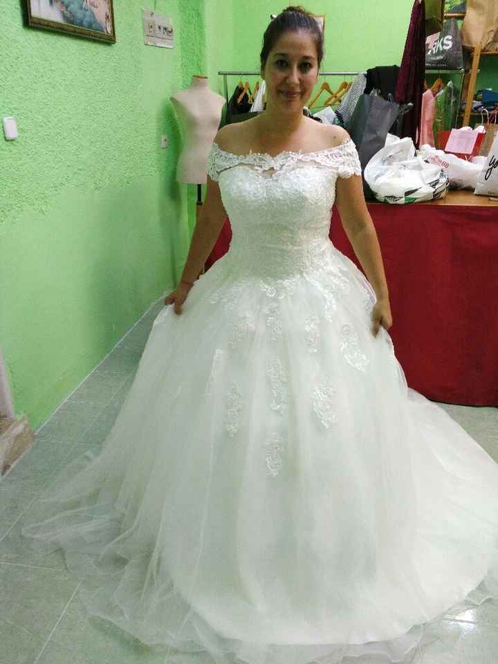 ¿me enseñais vuestros preciosos vestidos? - 1