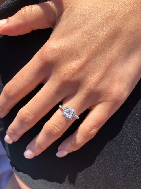 ¡Comparte una foto de tu anillo de compromiso! 😍💍 - 1