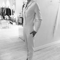 Novia en traje pantalon y chaqueta. - 1