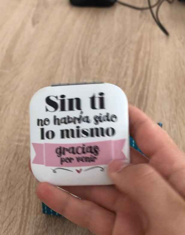 Lleva 3 mensajes diferentes de agradecimiento por venir 