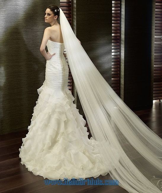 Mi vestido por detras