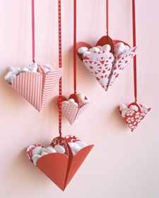 Corazones colgantes