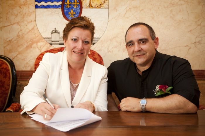 FIRMANDO