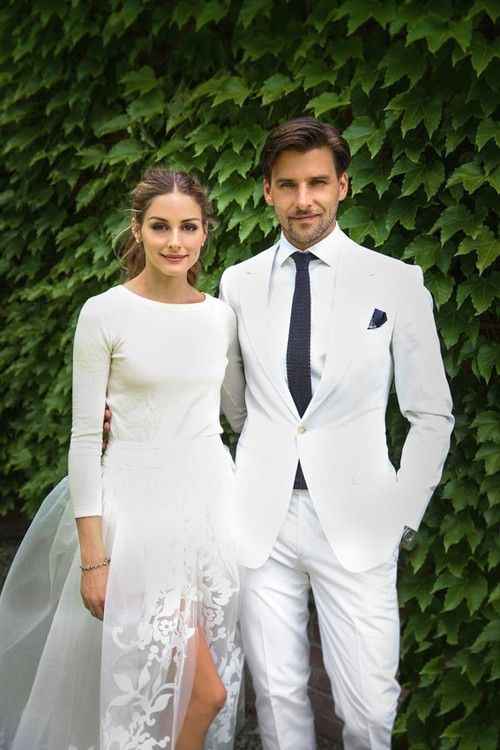 Traje novio moderno