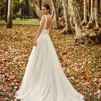 Vestido espalda descubierta y novia de pecho grande - 1