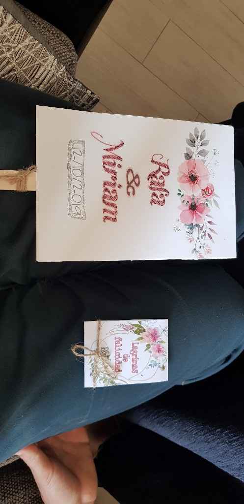 Mi mesa de lágrimas creada 4 meses antes.😍 - 1