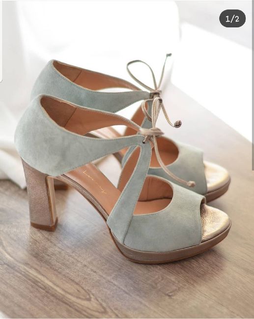 Zapatos azules tan bonitos como caros😂 2